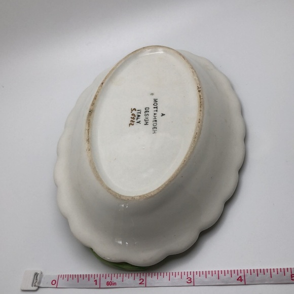 Vintage Mottahedeh Daisy Scalloped Dish. Made in Italy. Numbered S6522 - Picture 8 of 14